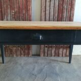 Farm table