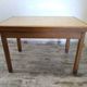 Table en bois et marbre avec rallonges