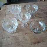 5 coupes anciennes en verre transparent