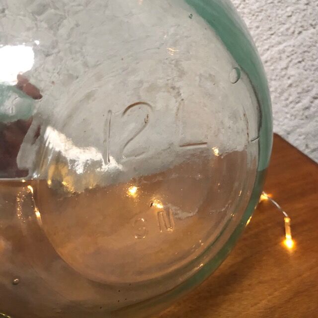 Demijohn glass, blue/green reflections, 12L