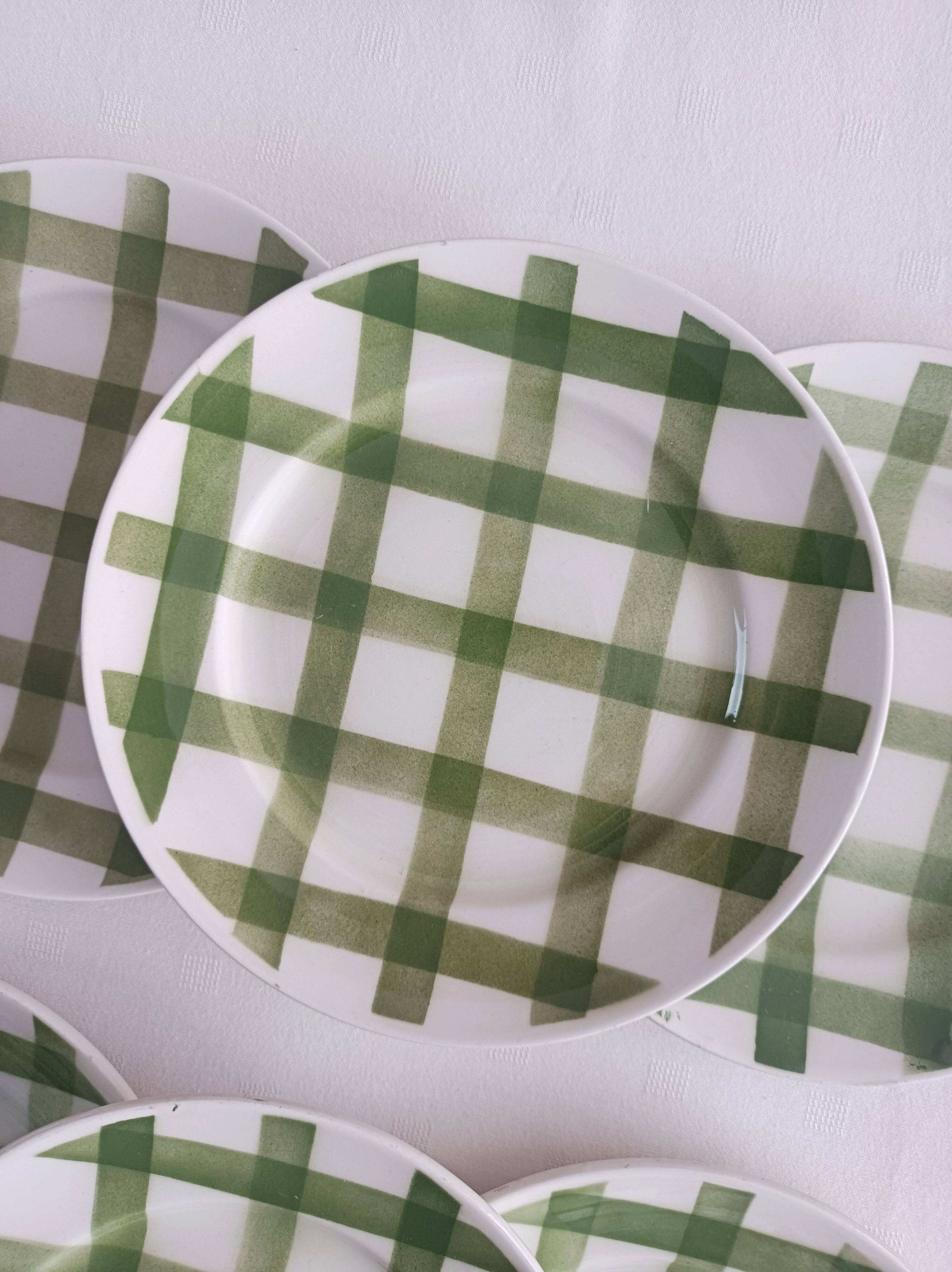 Set of 6 dessert plates Moulin des Loups, Tablecloth