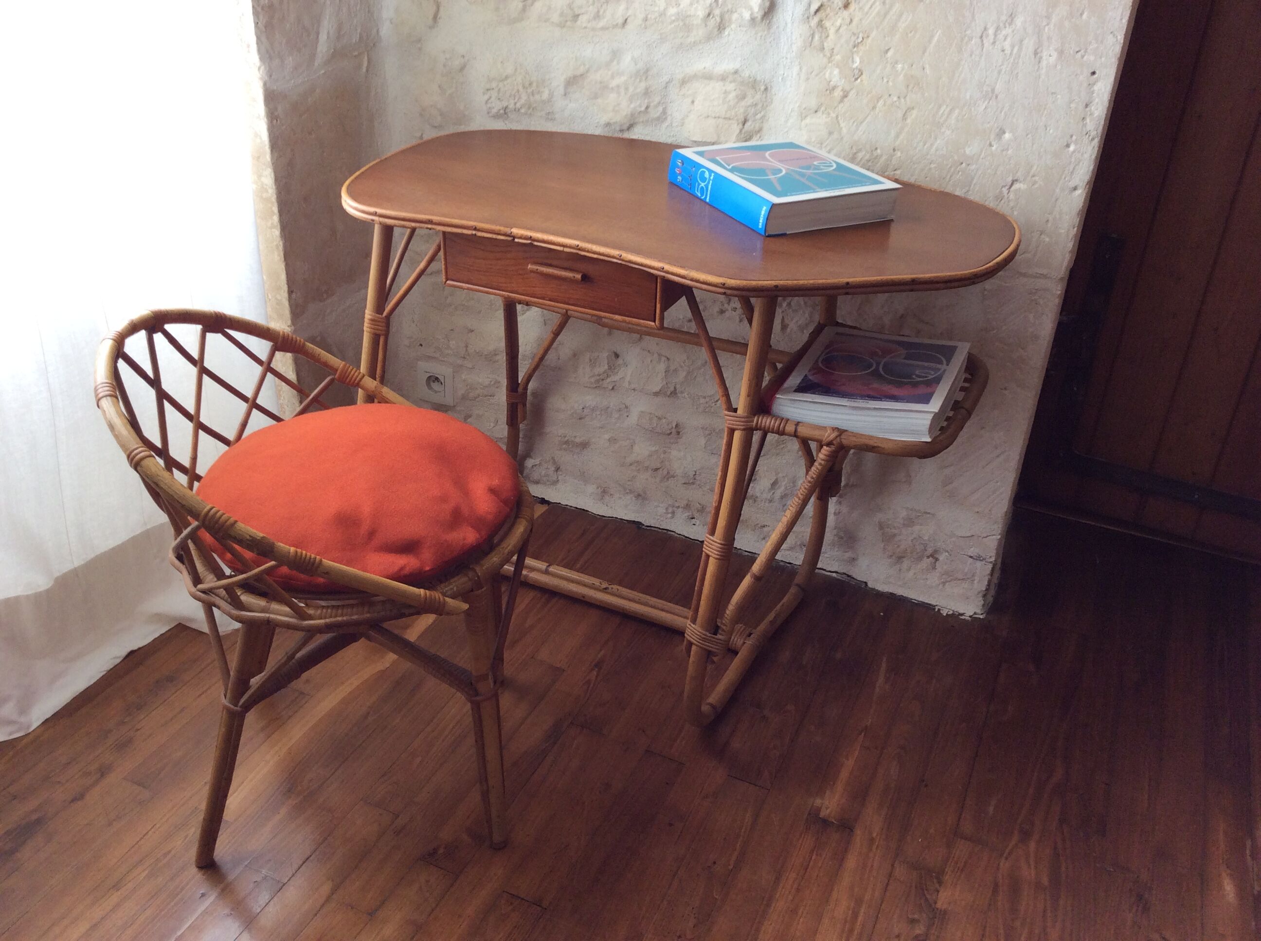 Bureau et chaise enfant rotin