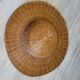 Ancien chapeau asiatique colonial tissé en paille osier feuilles bambou