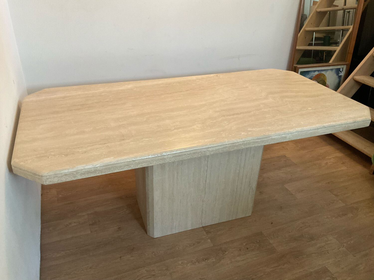 Travertine dining table 6/8 people