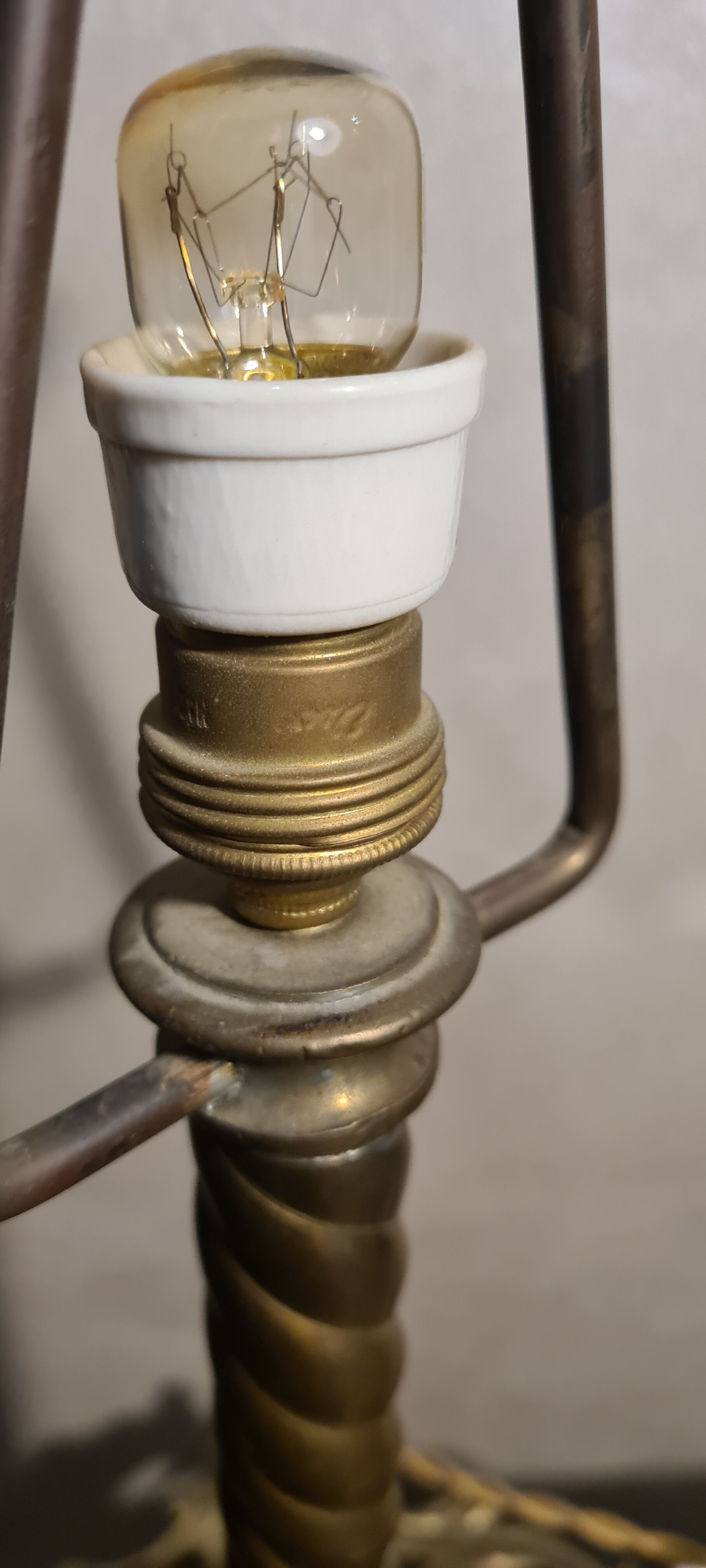Lampe bronze et laiton art nouveau 1900 a 30s