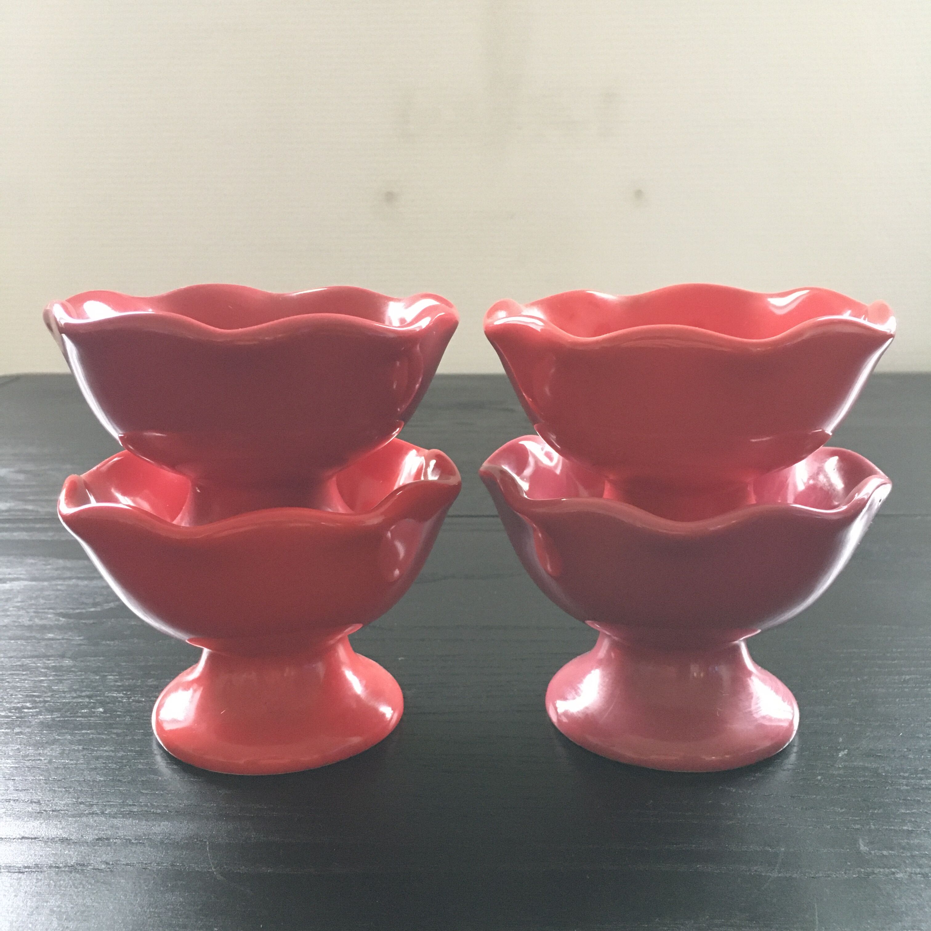 Set of 4 ice cream bowls