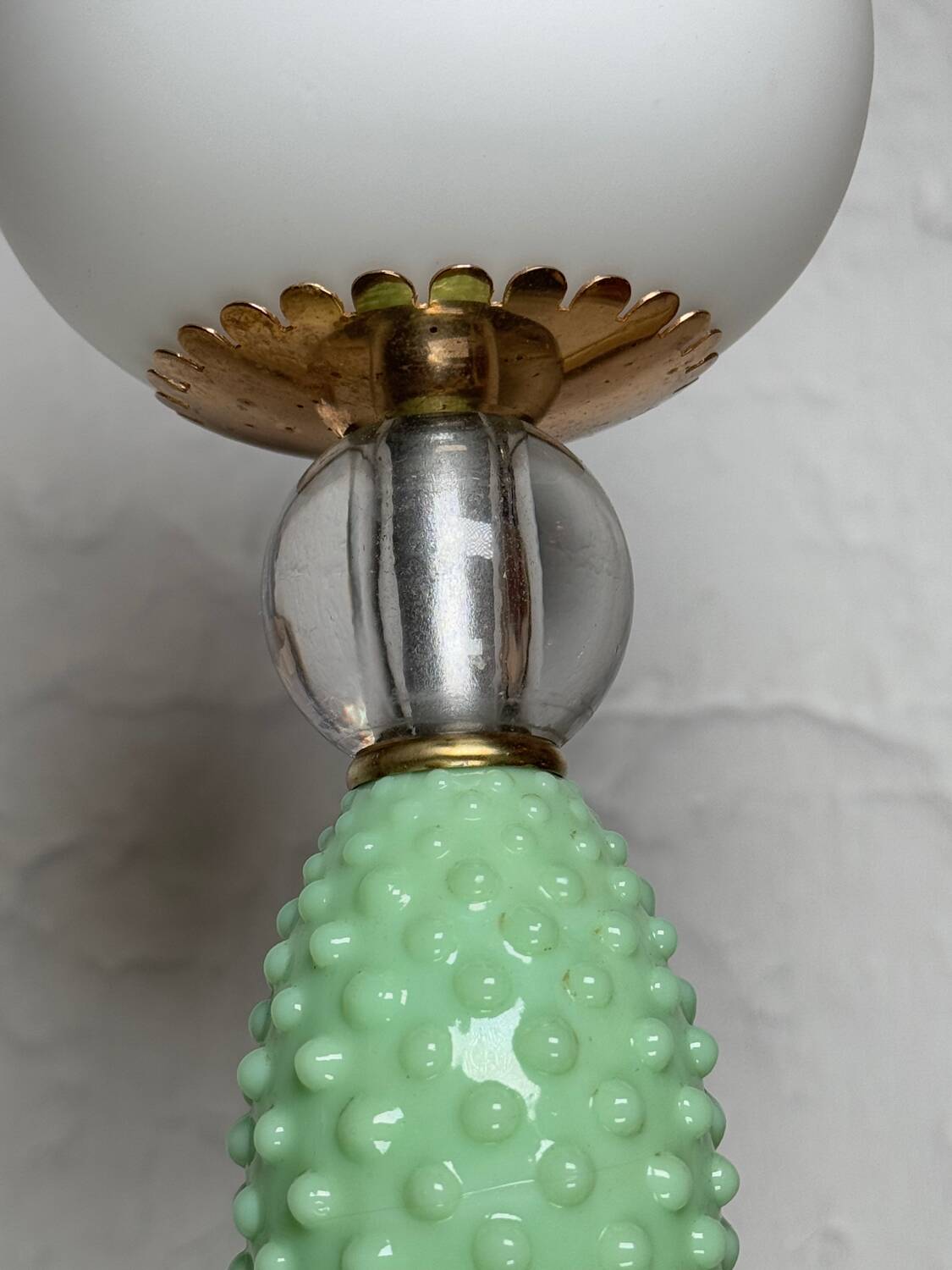 Lampe en opaline MD, années 60