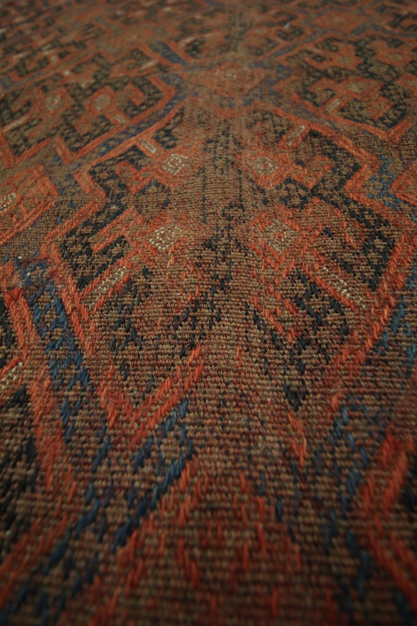 Antique Sumakh Kilim Rug, 1920s Tribal Wool Flatweave Carpet 178 x 118 cm