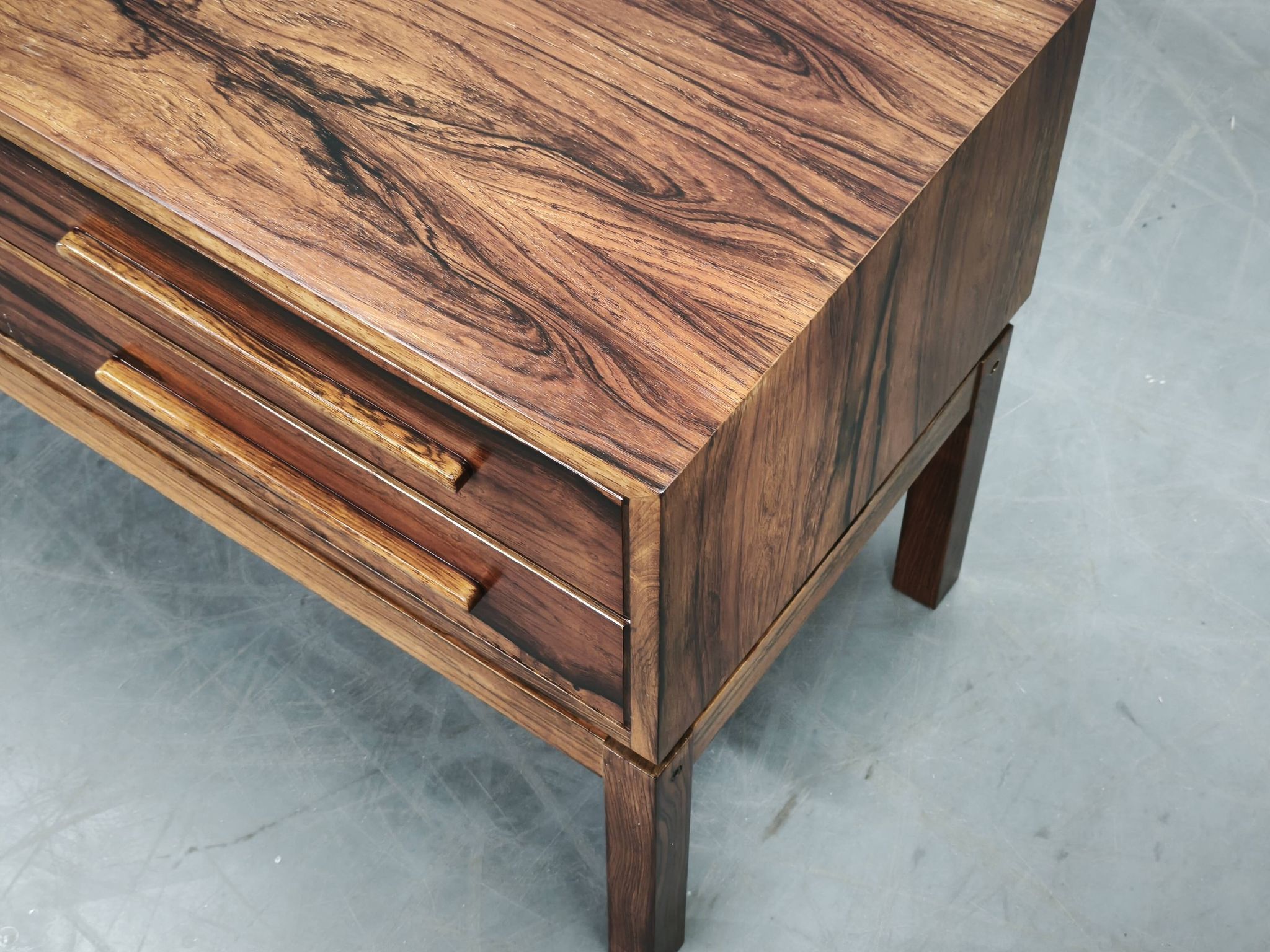 Commode en palissandre danoise de style mid-century modern, années 1960