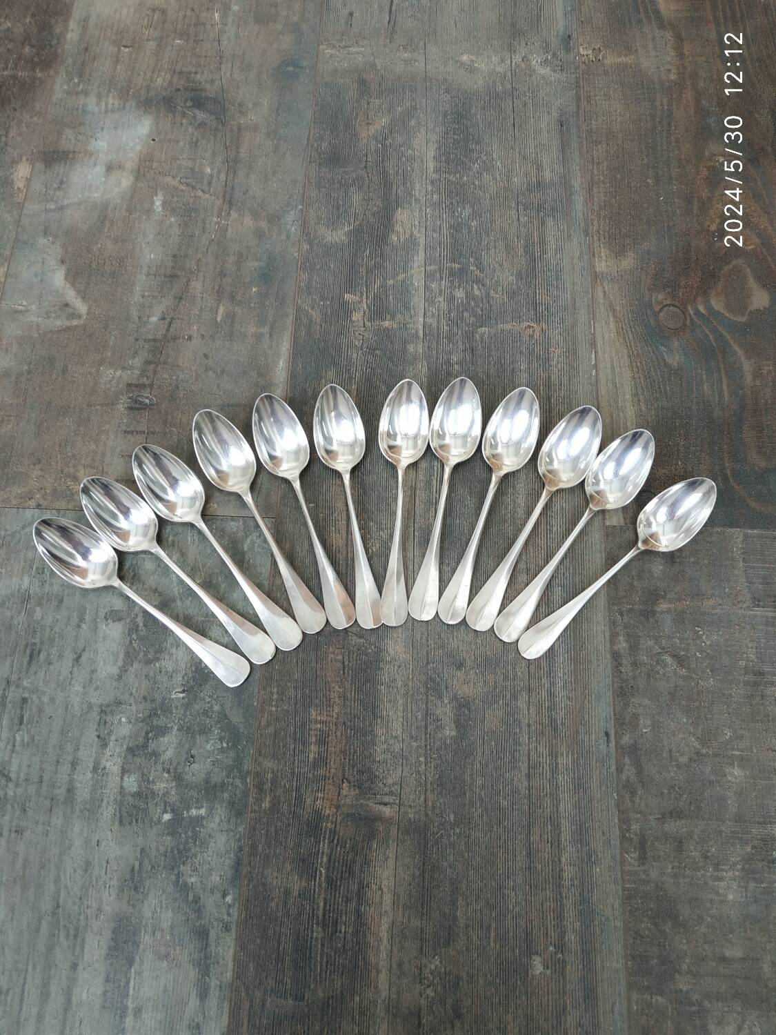 Dessert spoons