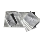 GR embroidered rectangle tablecloth with 7 matching damask towels