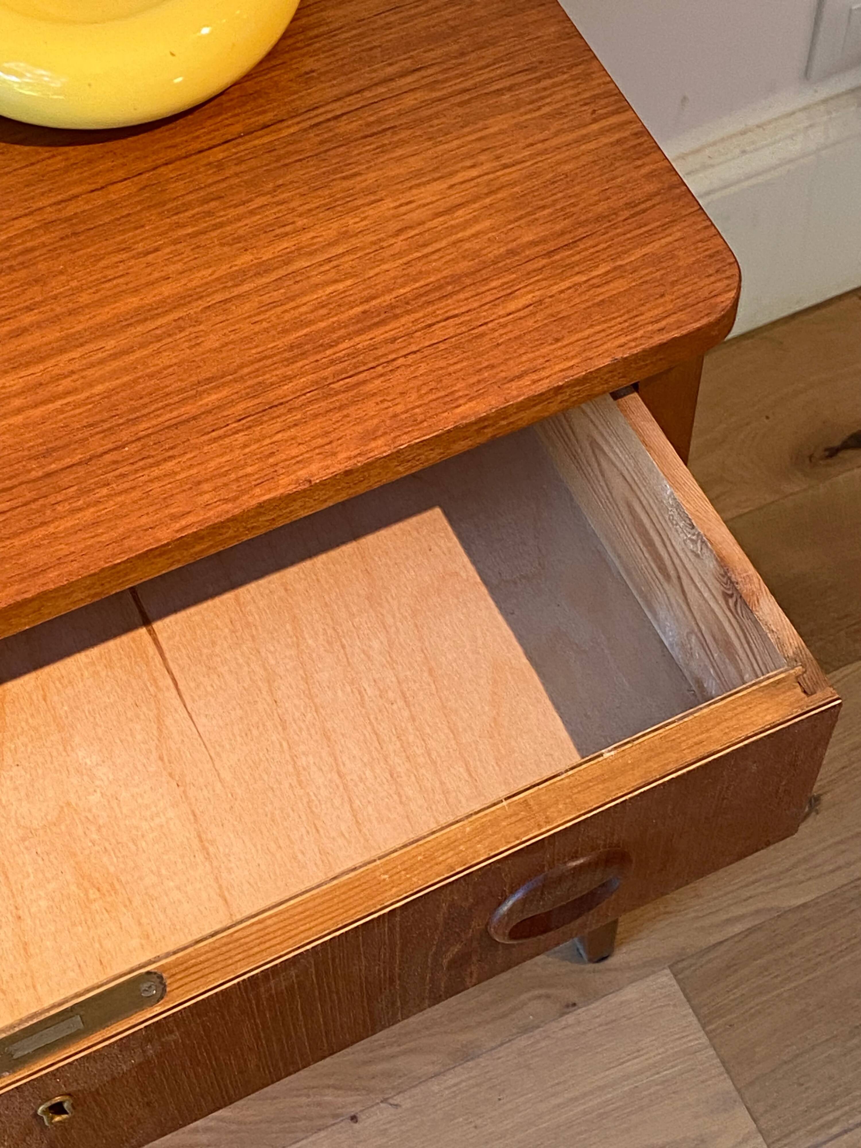 Commode scandinave vintage en teck "Mia"
