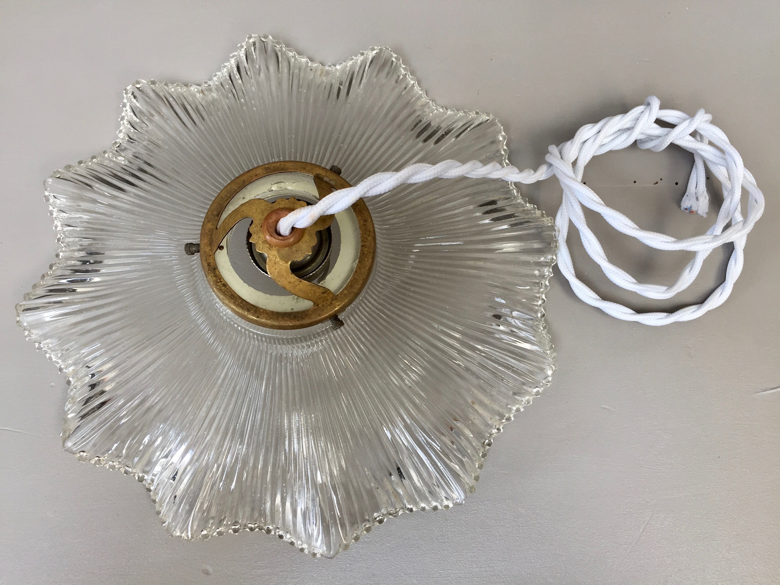 Former  striated glass hanging