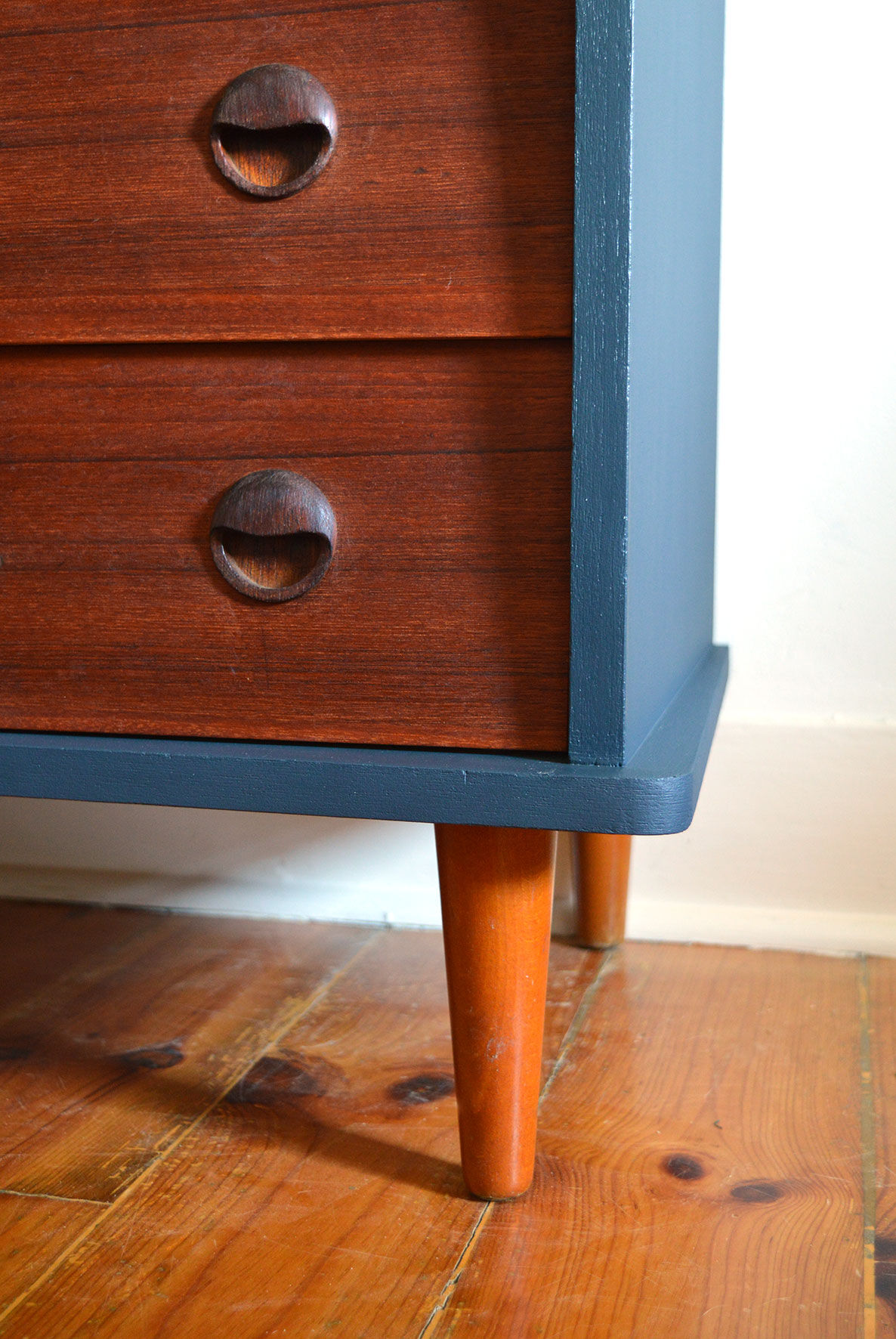 Scandinavian dresser