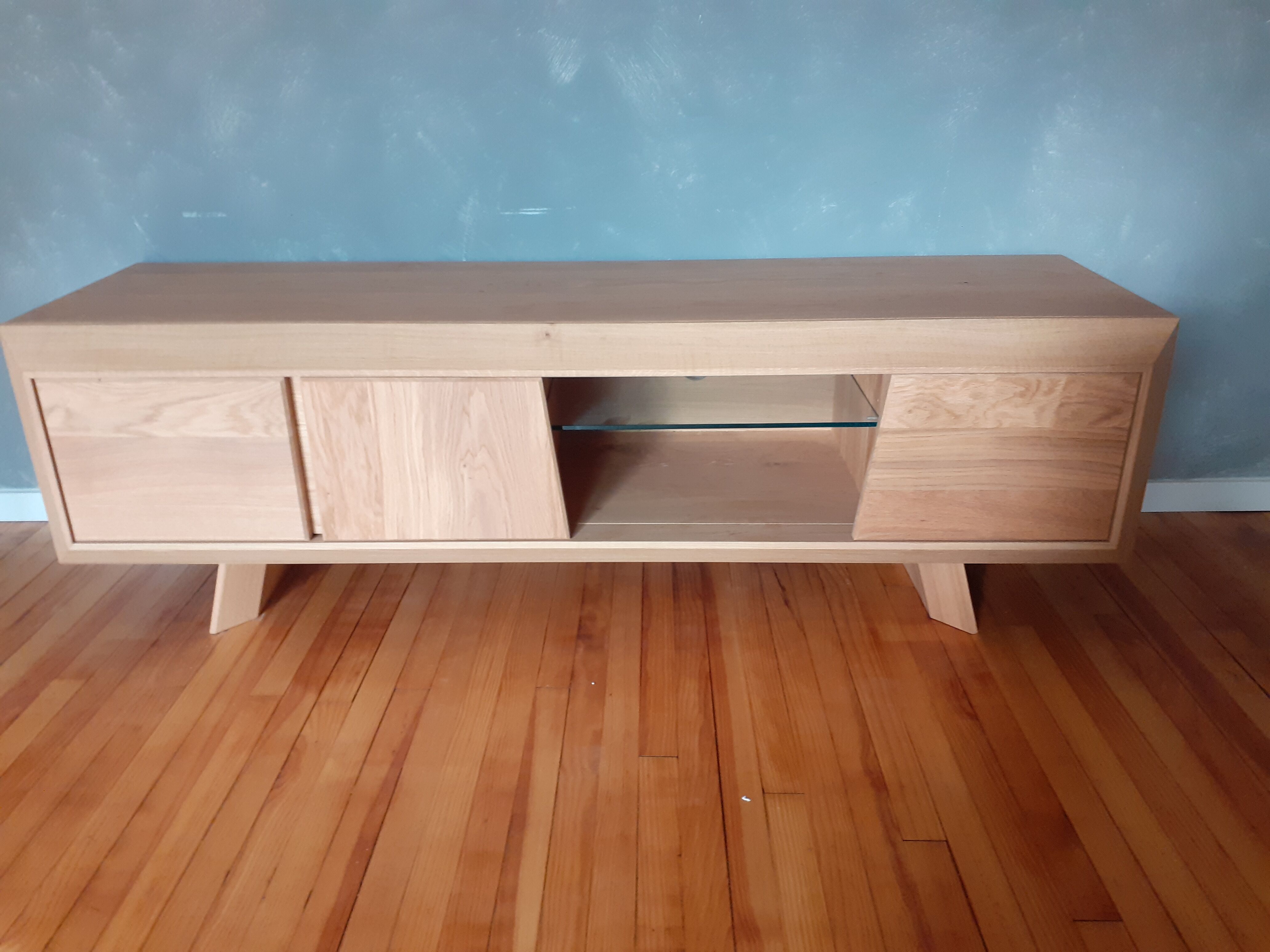 enfilade/ tv stand in solid oak