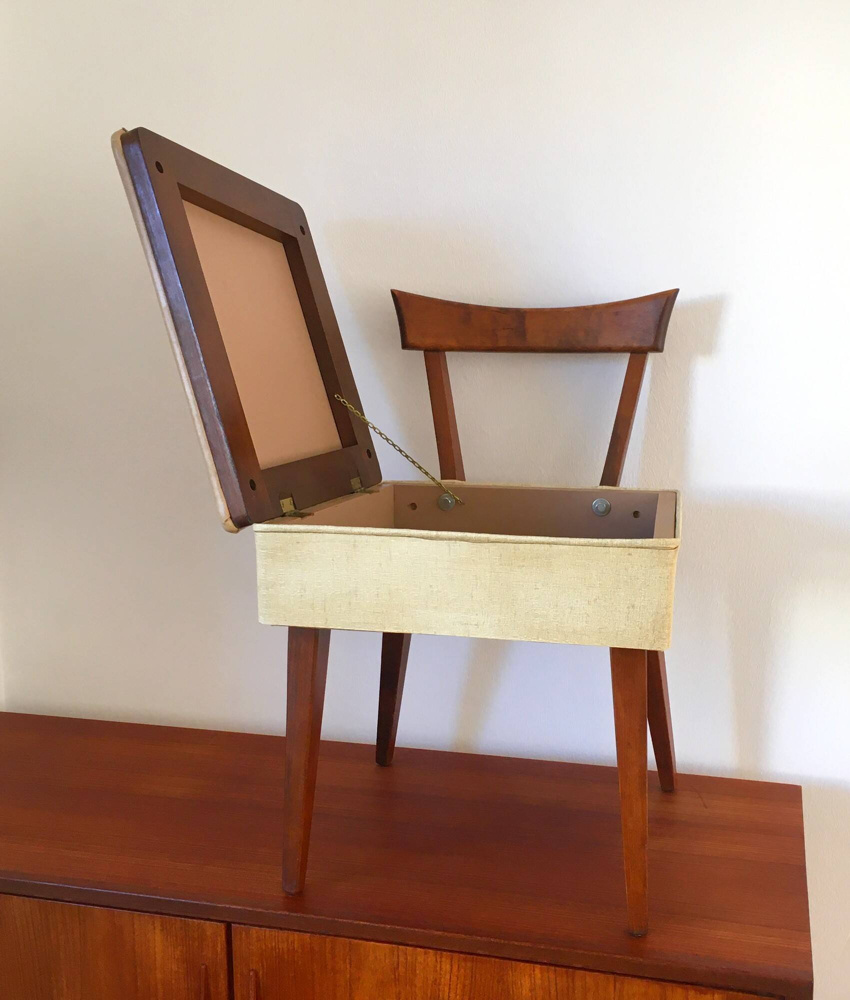 Chaise coffre travailleuse vintage années 50