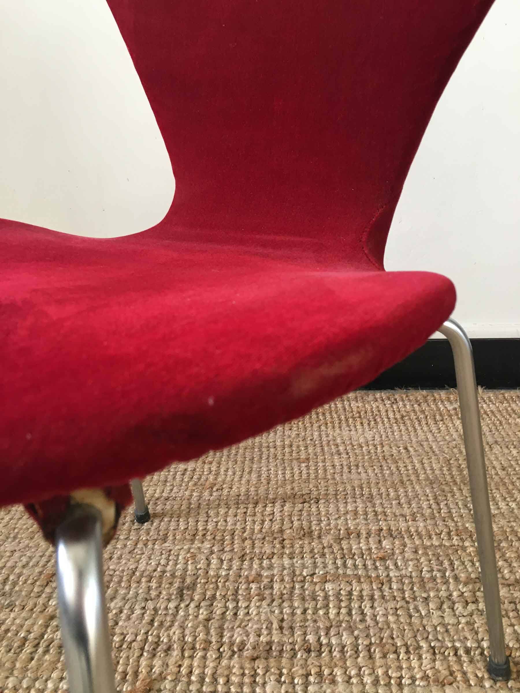 Jacobsen Series 7 Chair