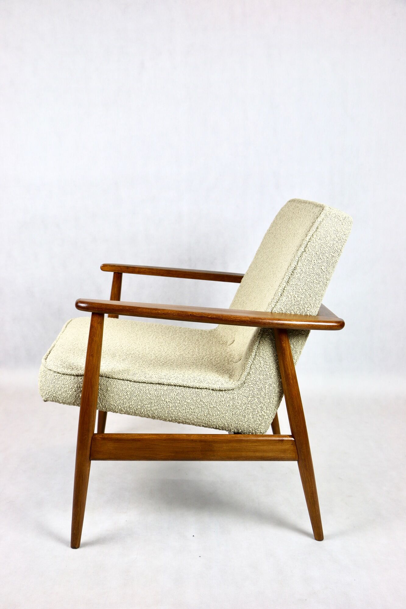 Beige boucle GFM63 lounge chair by J. Kedziorek, 1970s