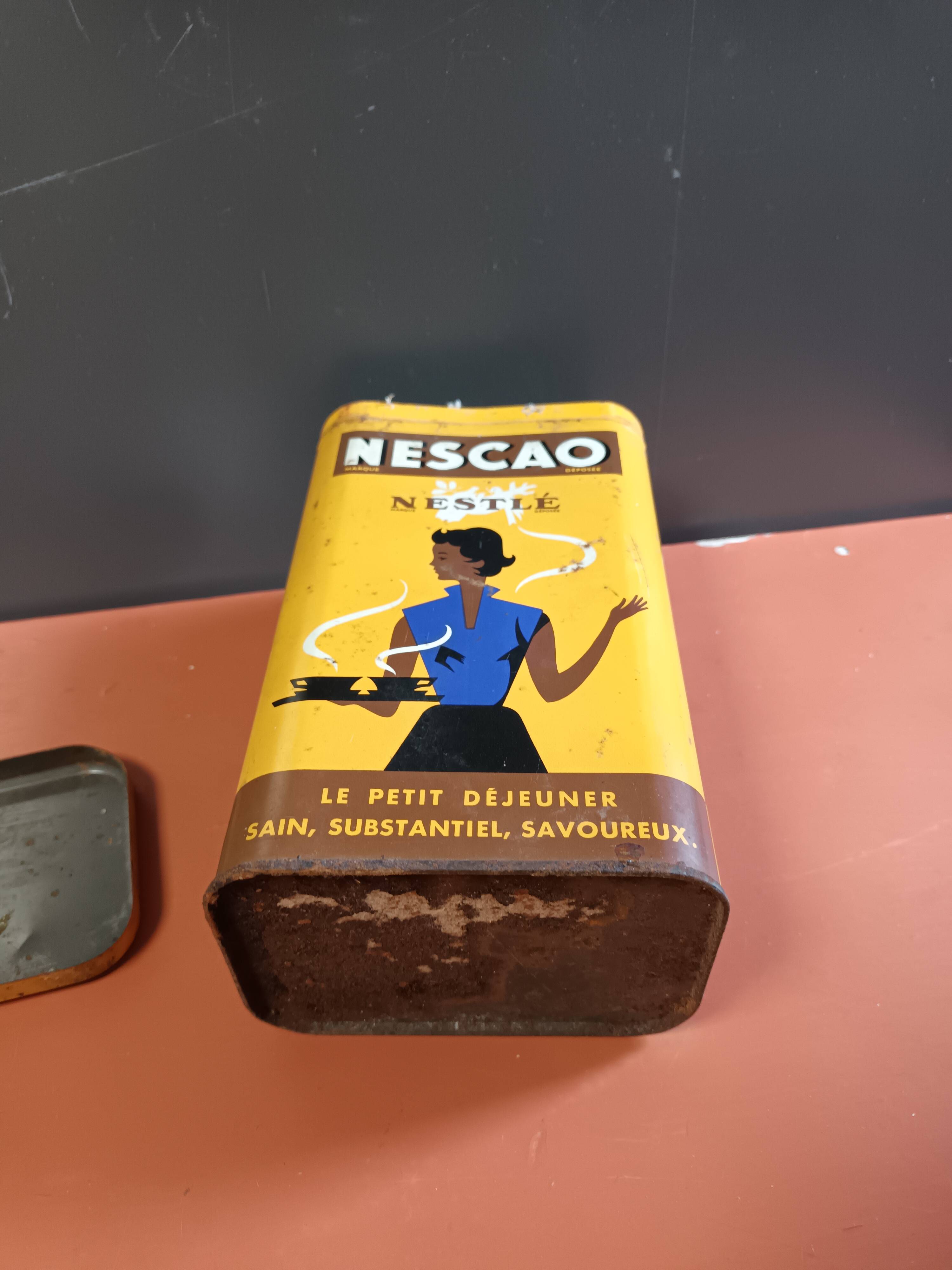 Metal advertising box