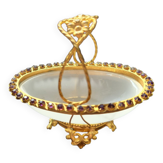 Napoleon III white opaline basket-shaped ring sizer