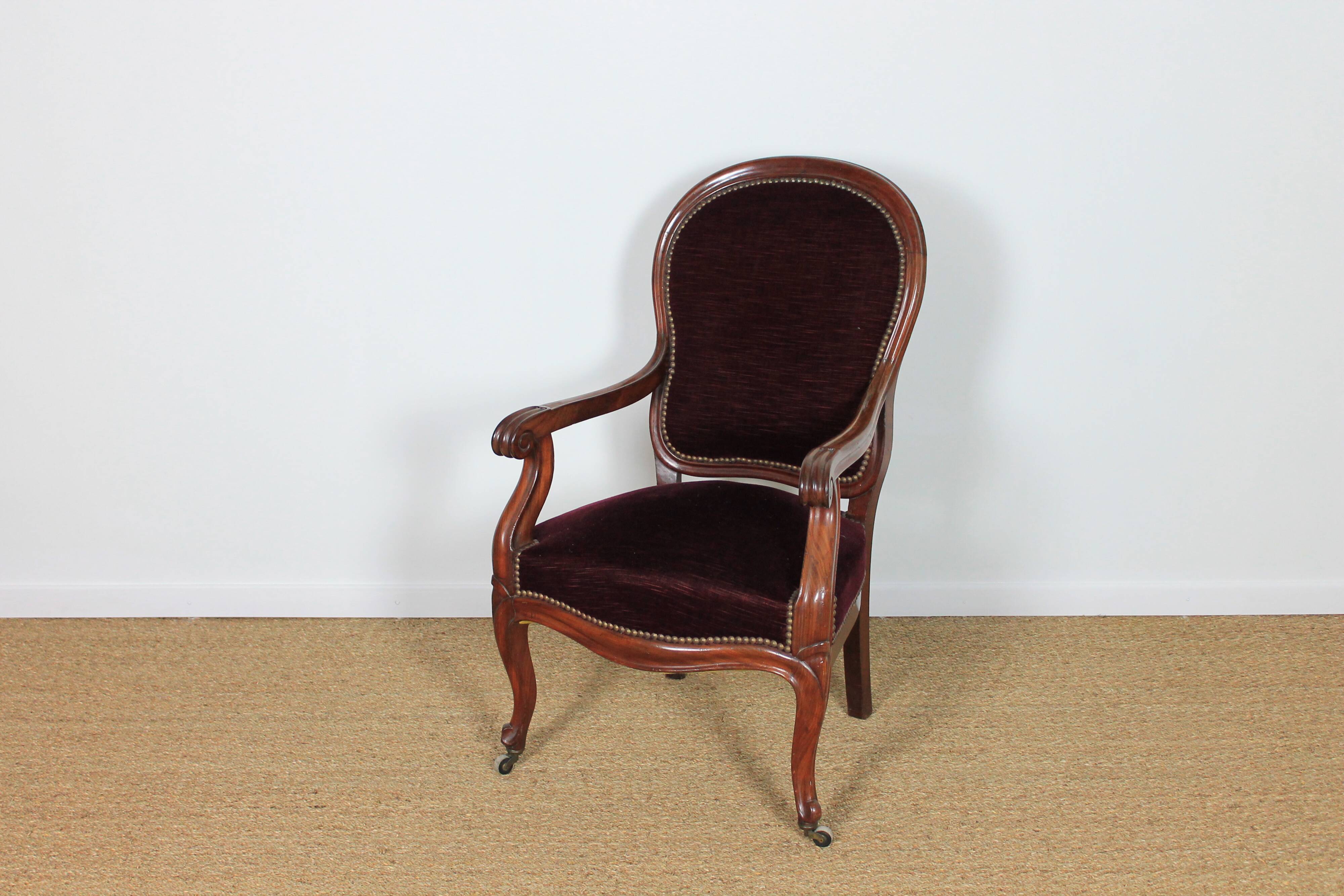 Pair of convertible chairs