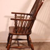 Windsor armchair in ash and elm from the early 19th century