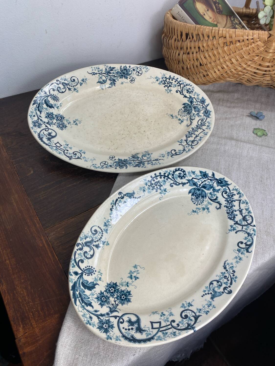 Service plates, iron earth, Sévigné, HB & Cie