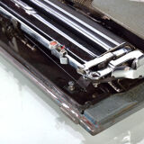 ROOY portable typewriter