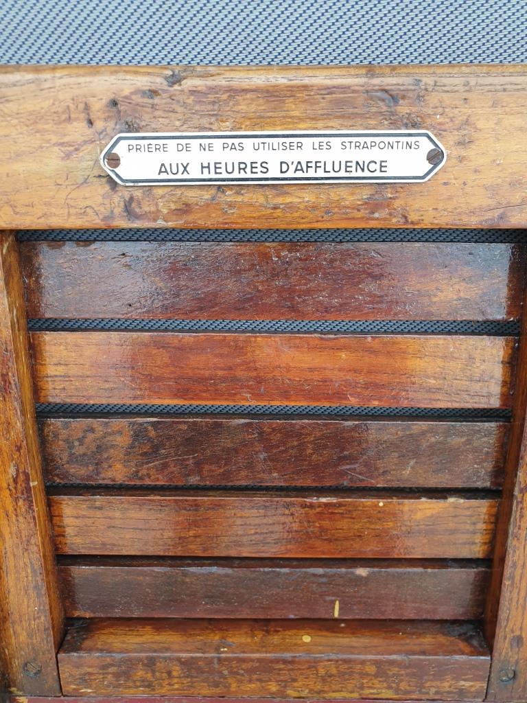 Folding seat wood Paris metro Sprague 1920