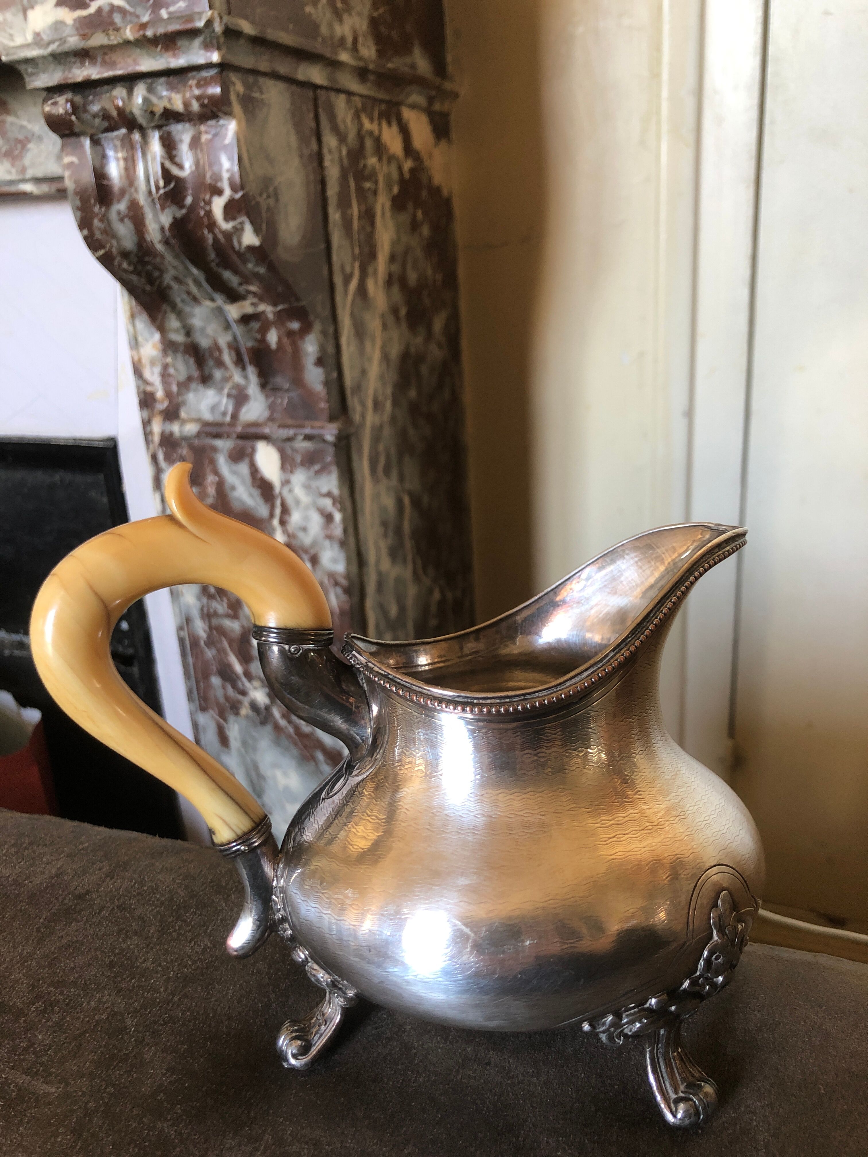 Silver metal milk pot