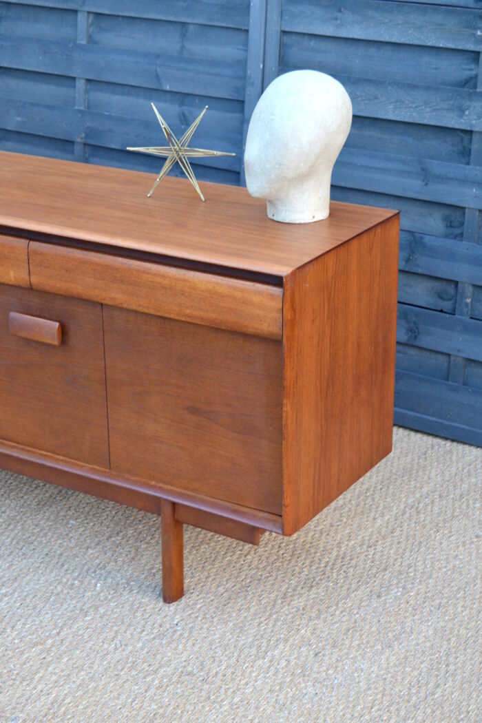 Enfilade par White & Newton - ouverture papillon