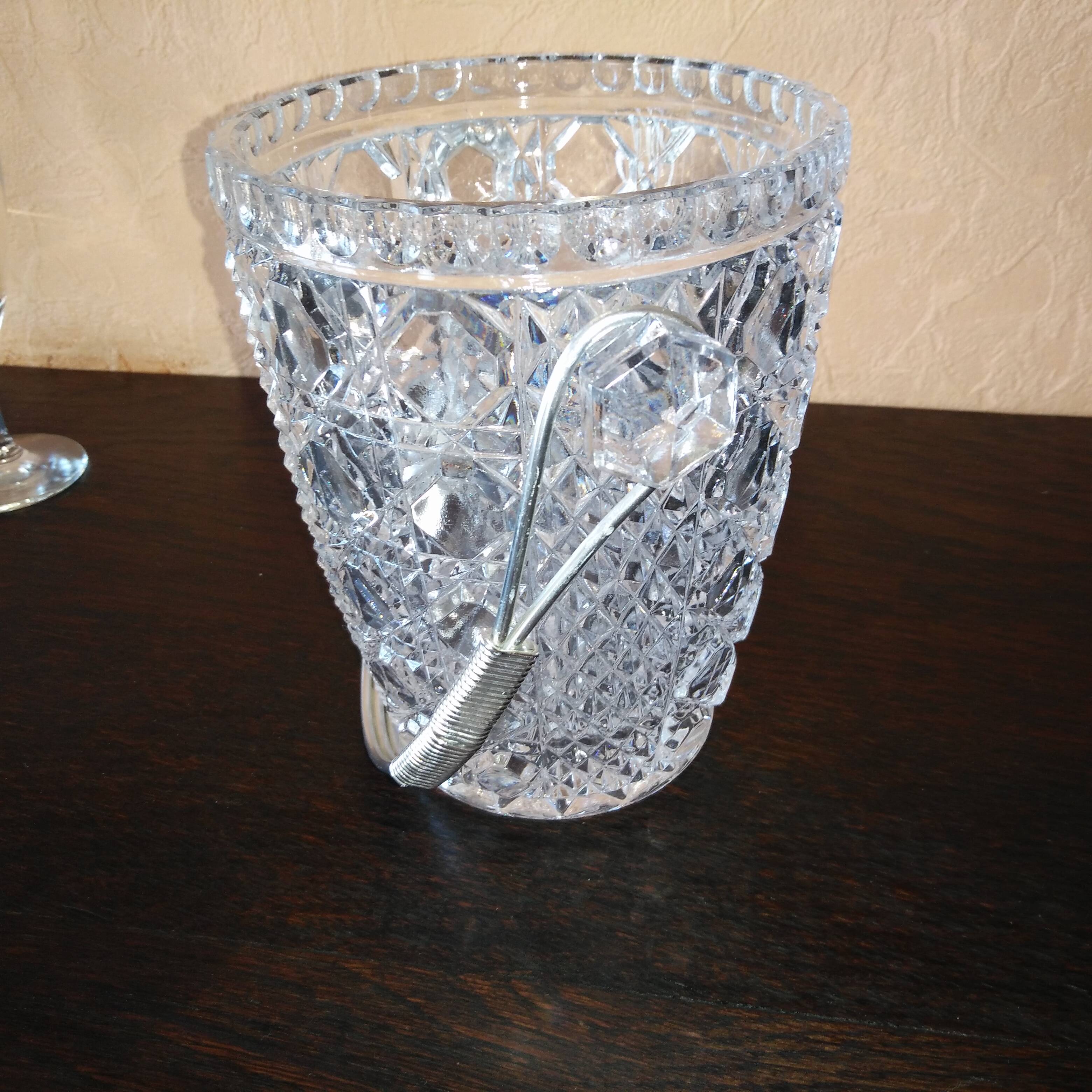 Diamond cut crystal ice bucket with ice tongs