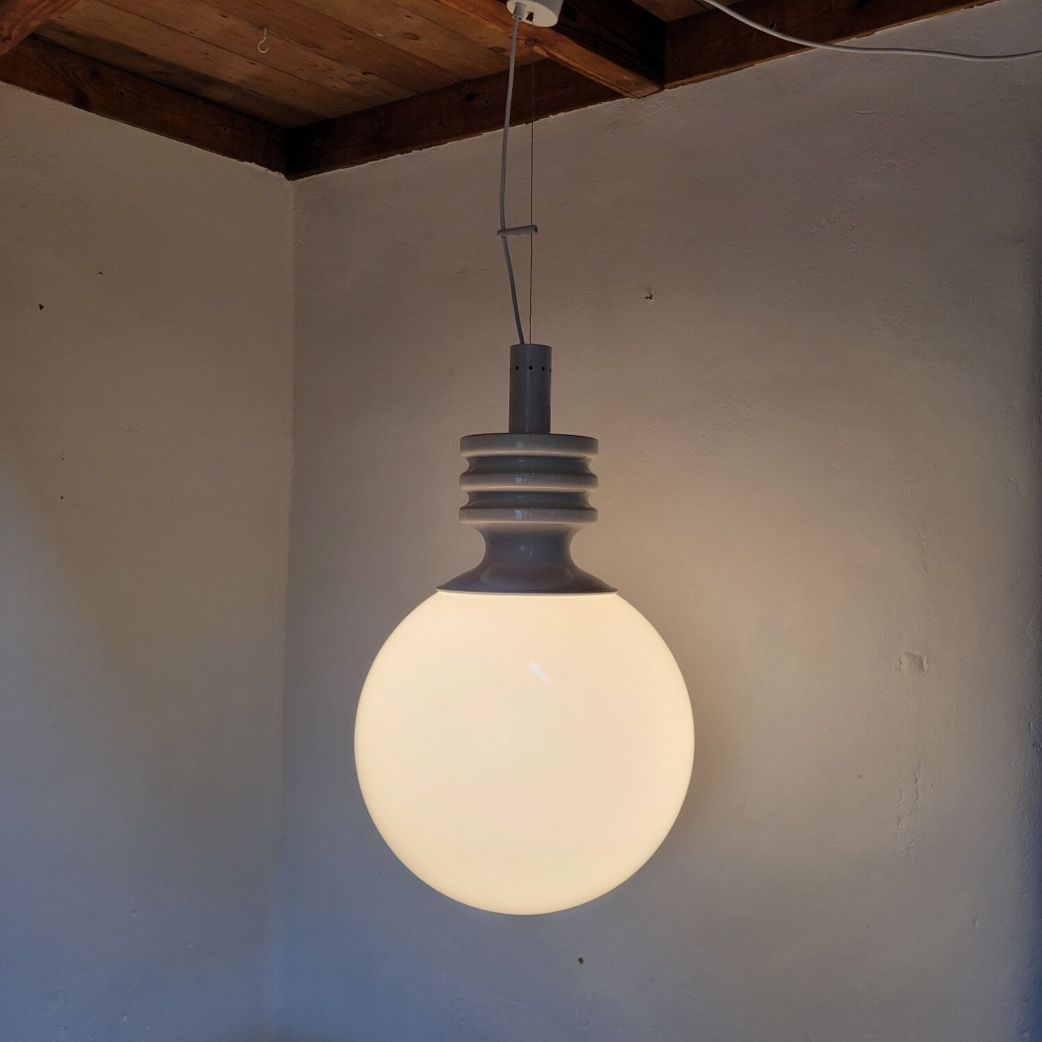 Large opaline suspension 1970s