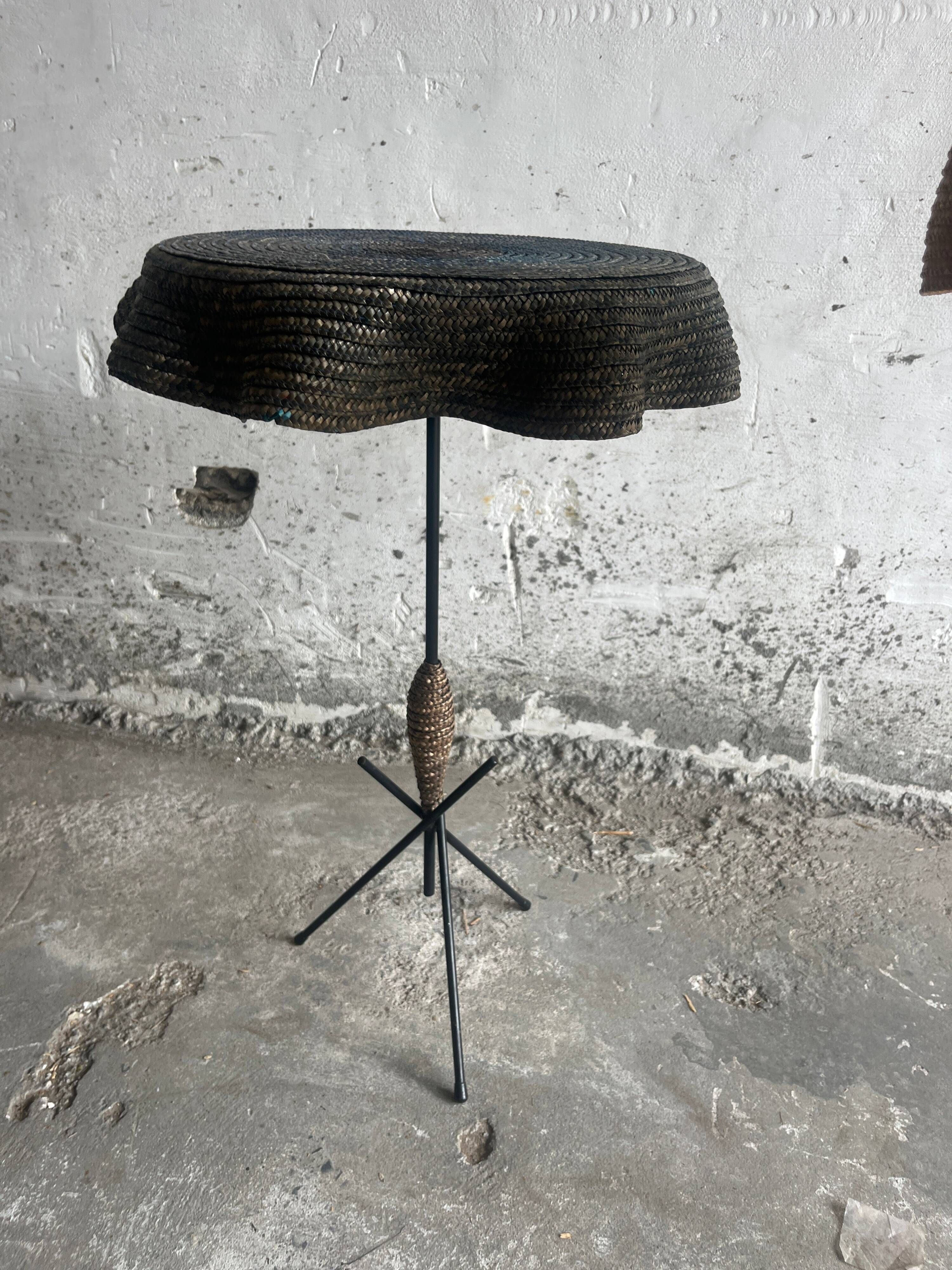 Set of 2 vintage Italian side tables in raffia.