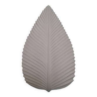 Applied leaf sepad in stuff