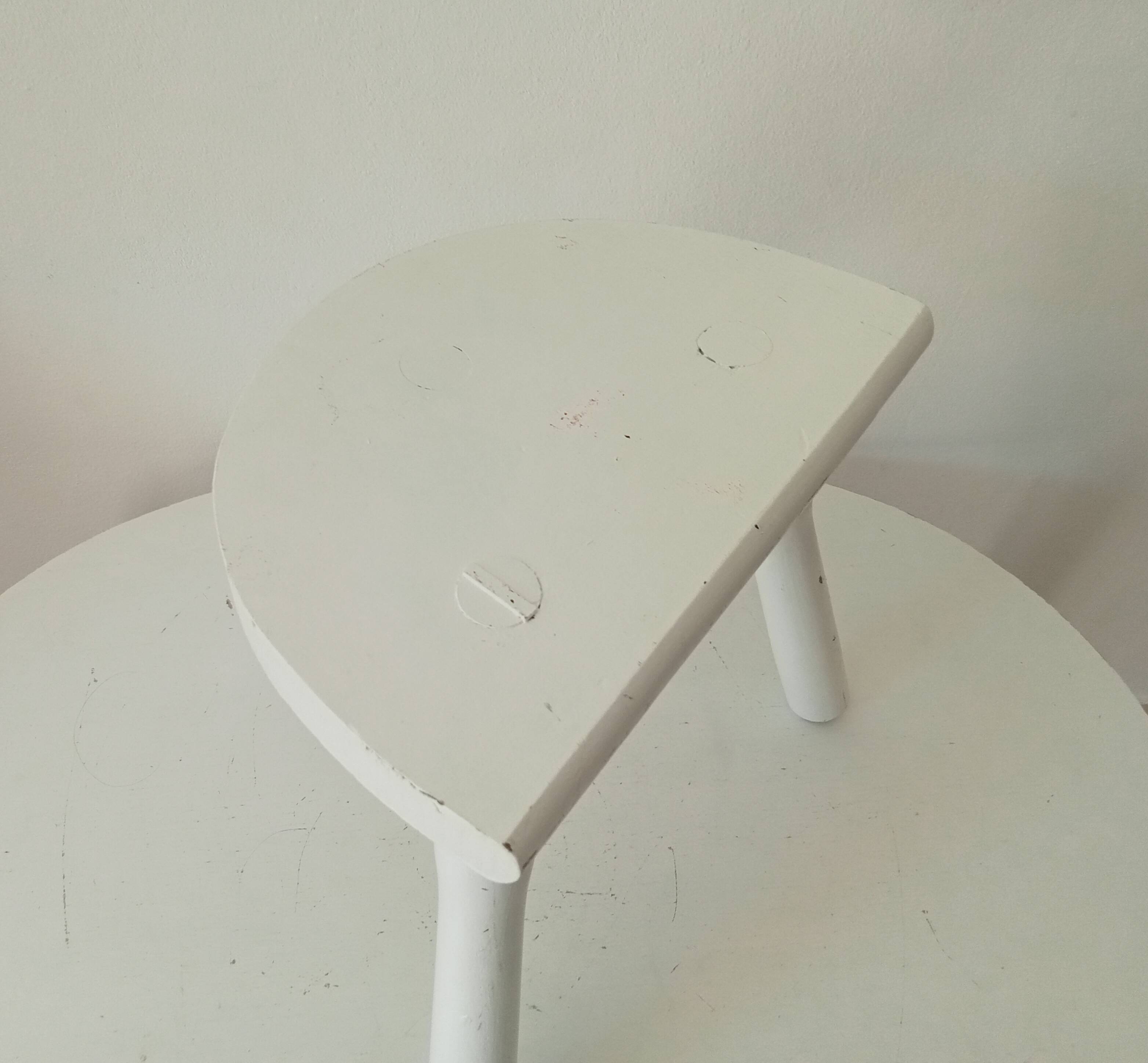 Vintage tripod milking stool