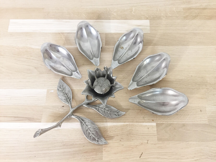 Ashtray lotus flower 1970