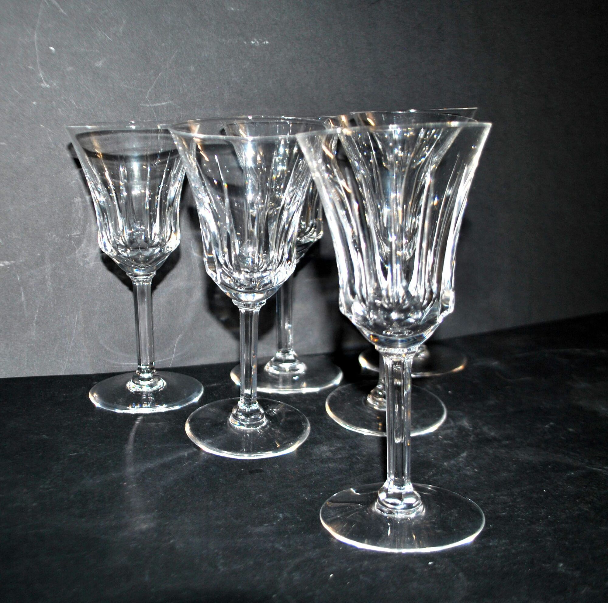 Set of 6 flared crystal wine glasses in Concorde Cerdagne style H15.2.