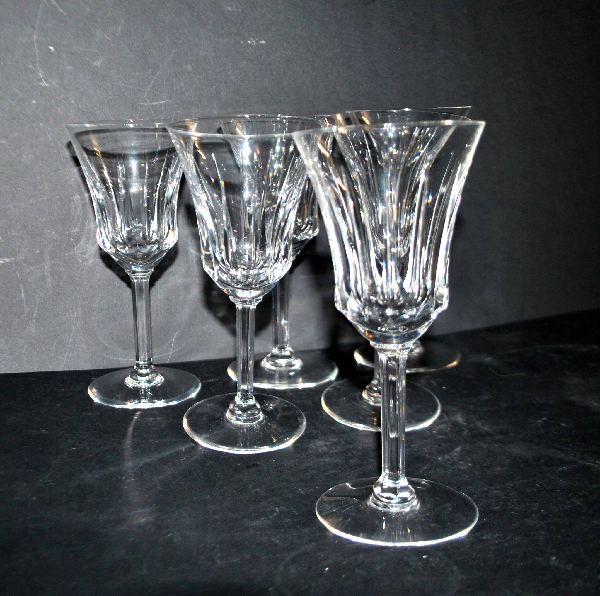 Set of 6 flared crystal wine glasses in Concorde Cerdagne style H15.2.