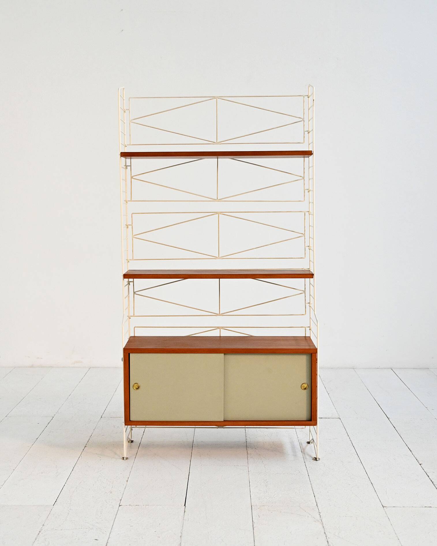Étagère modulaire autoportante dans le style de String, années 1960