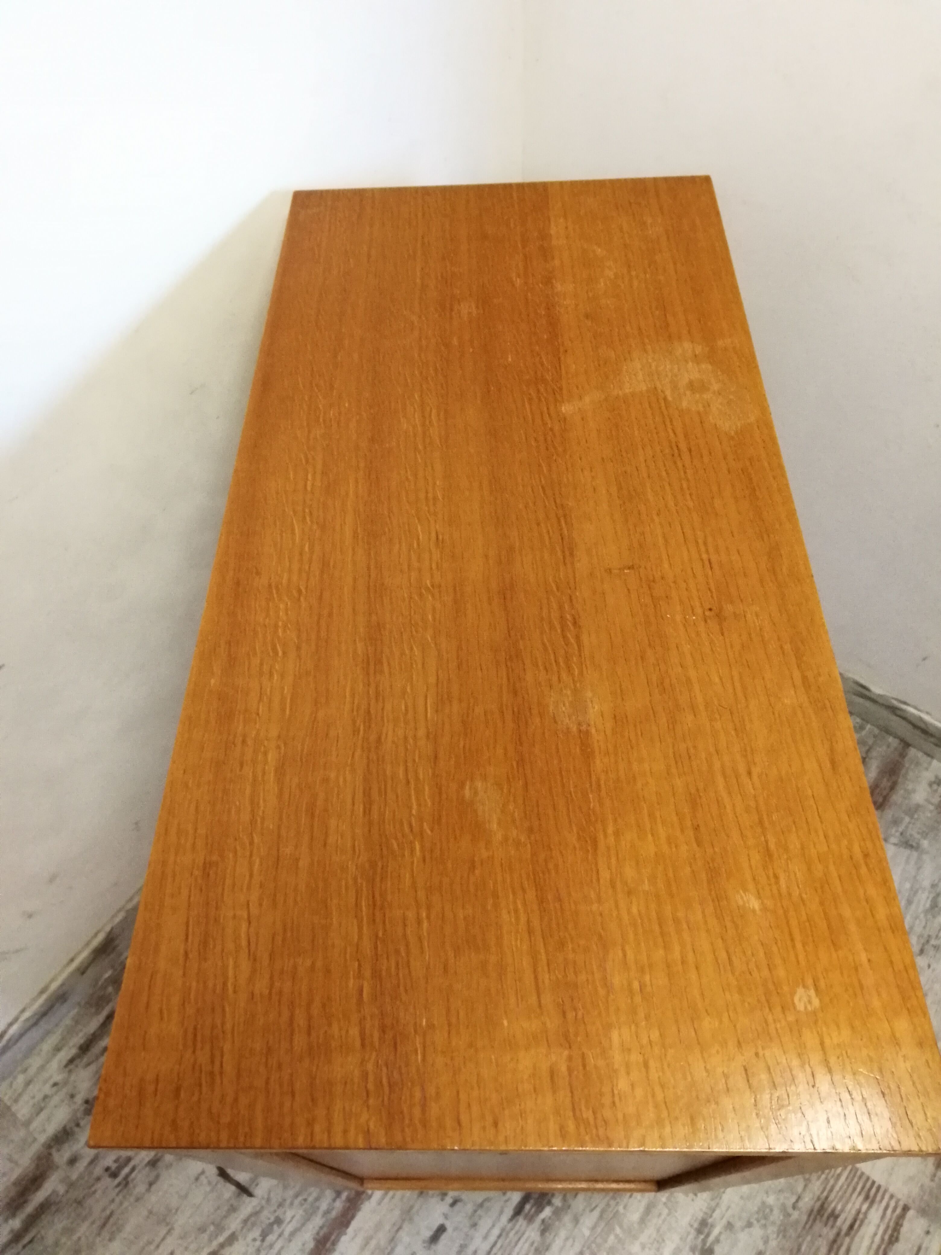 Scandinavian chest of drawers