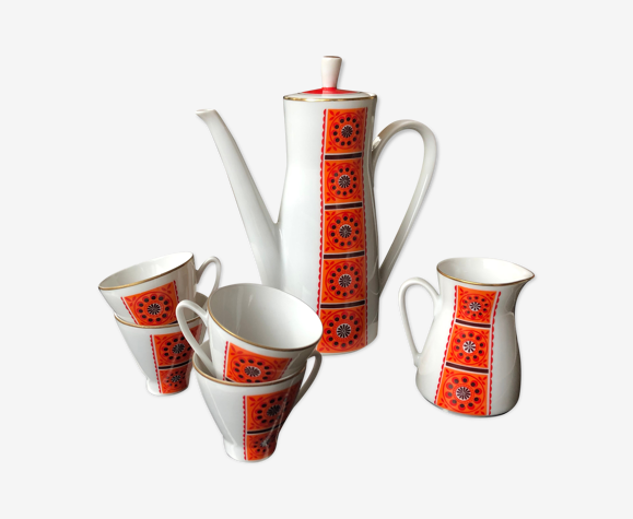 Cafetière orange et 4 tasses et pot à lait motif fleurs