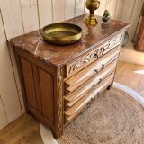 Commode ancienne relookée sculptée avec plateau en marbre