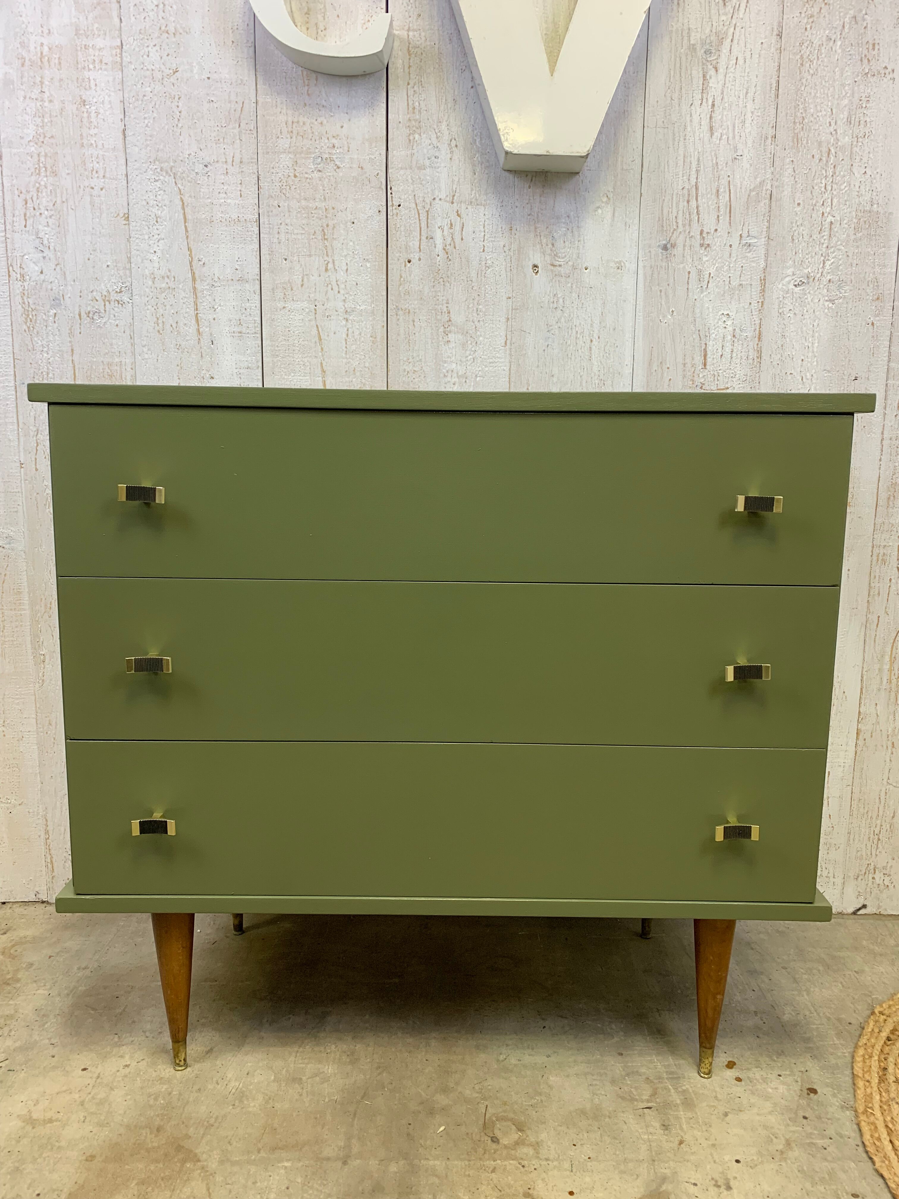 Chest of drawers from the 50s