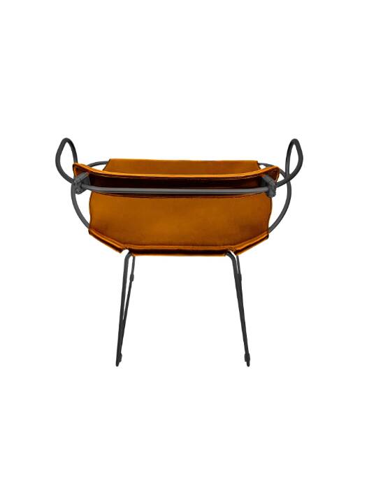 Kitchen stool with a smoked black metal backrest and natural tobacco leather.