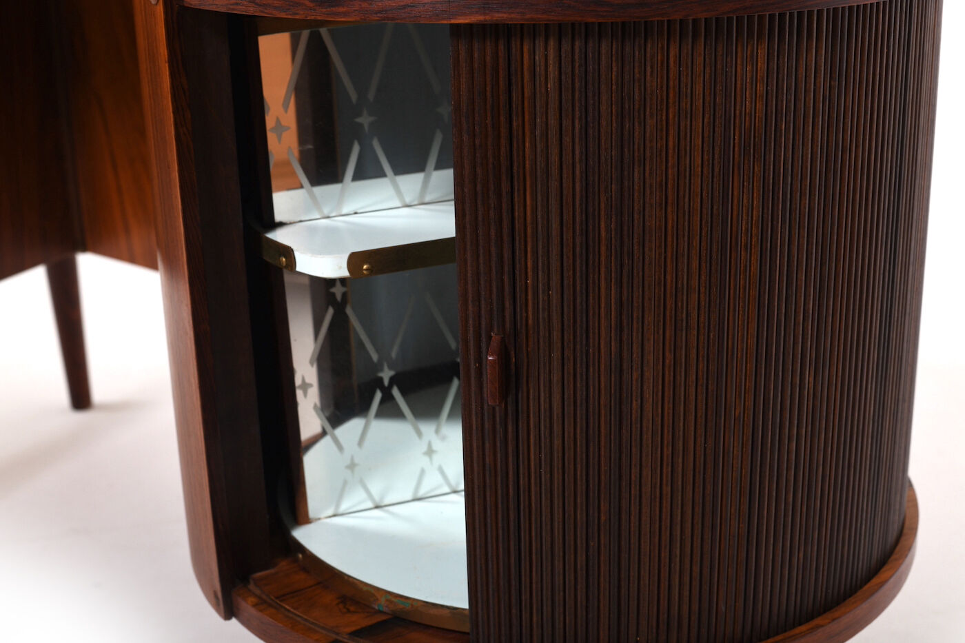 Fine Danish Kidney Desk Model 54 by Feldballes Møbelfabrik 1950s