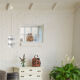 White and transparent glass suspension