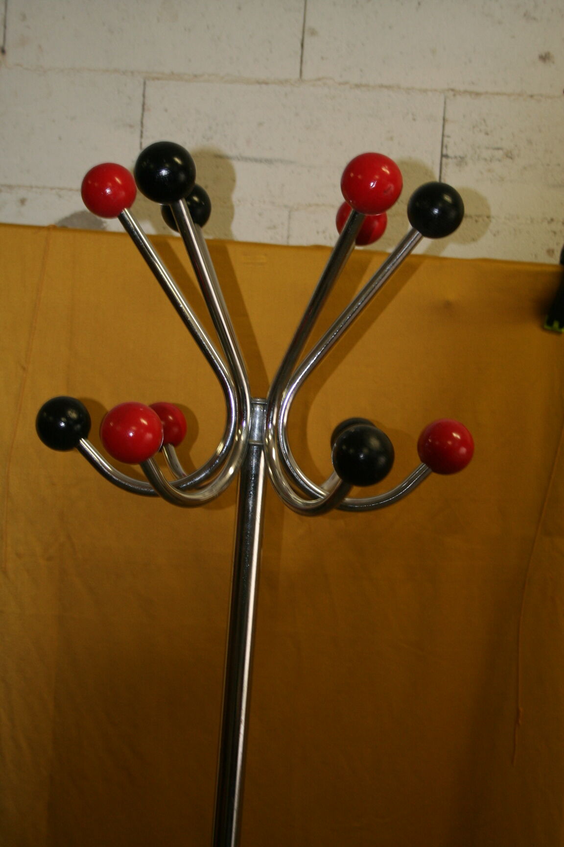 Parrot vintage hangers