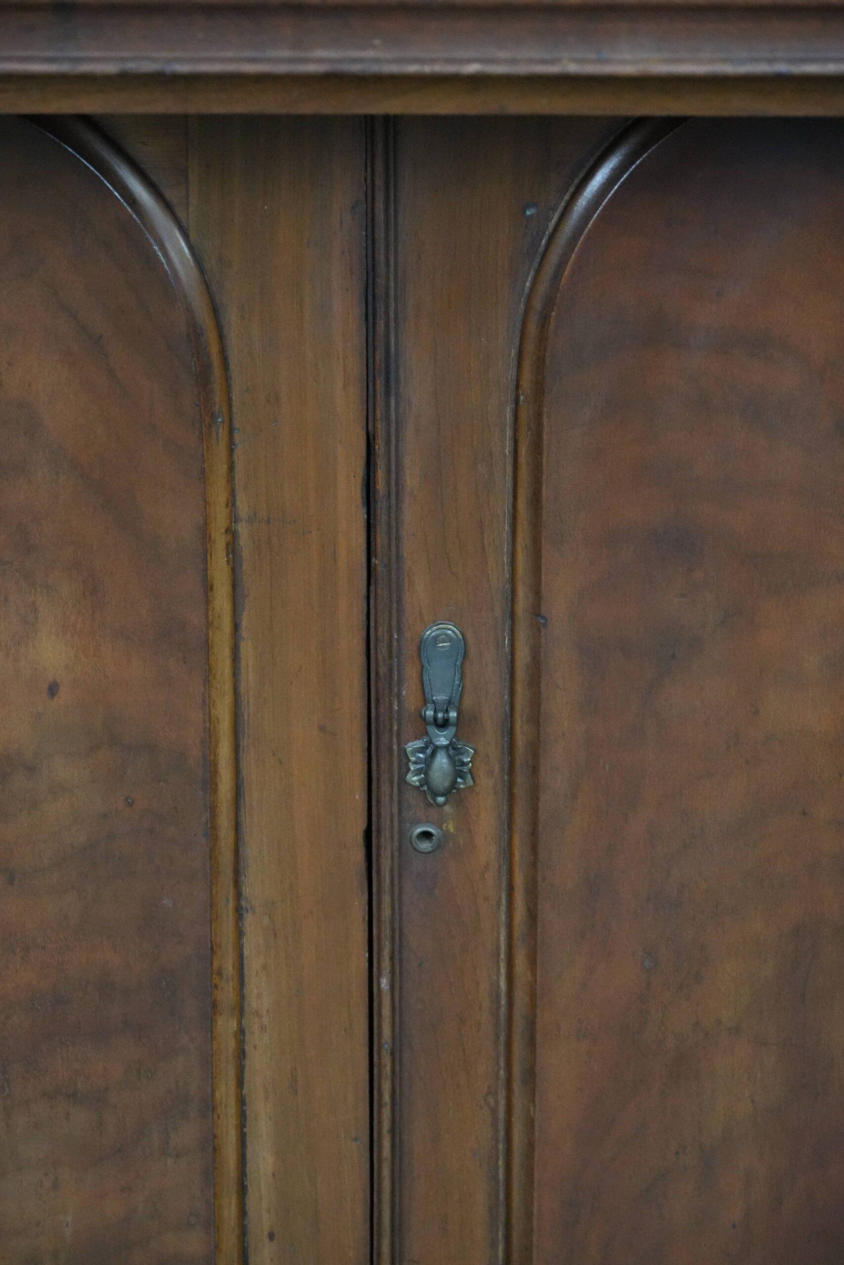 Antique standing desk/ counter/ English writing table from the 19th century
