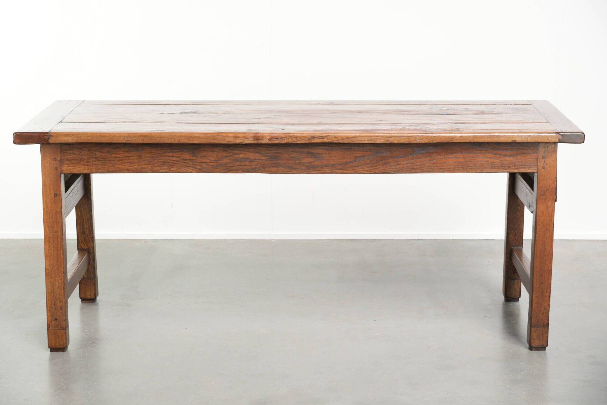 Antique French farmhouse dining table for 4/ 6 people from the 18th century